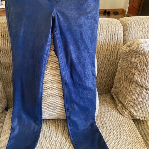 Chico  faux suede pants - Picture 4 of 6